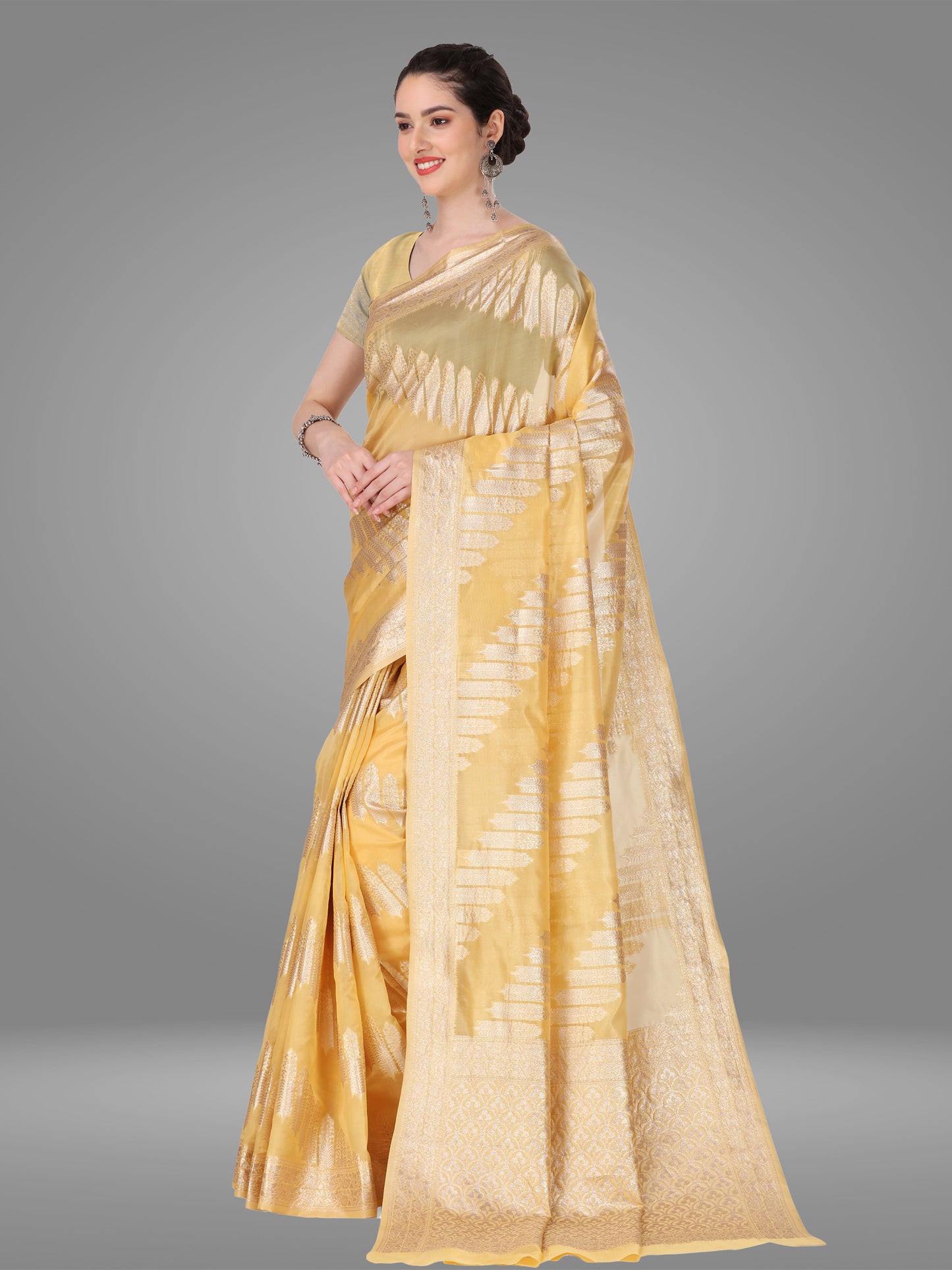 Gold Orgenza Banarasi Jacquard Saree with Blouse Piece