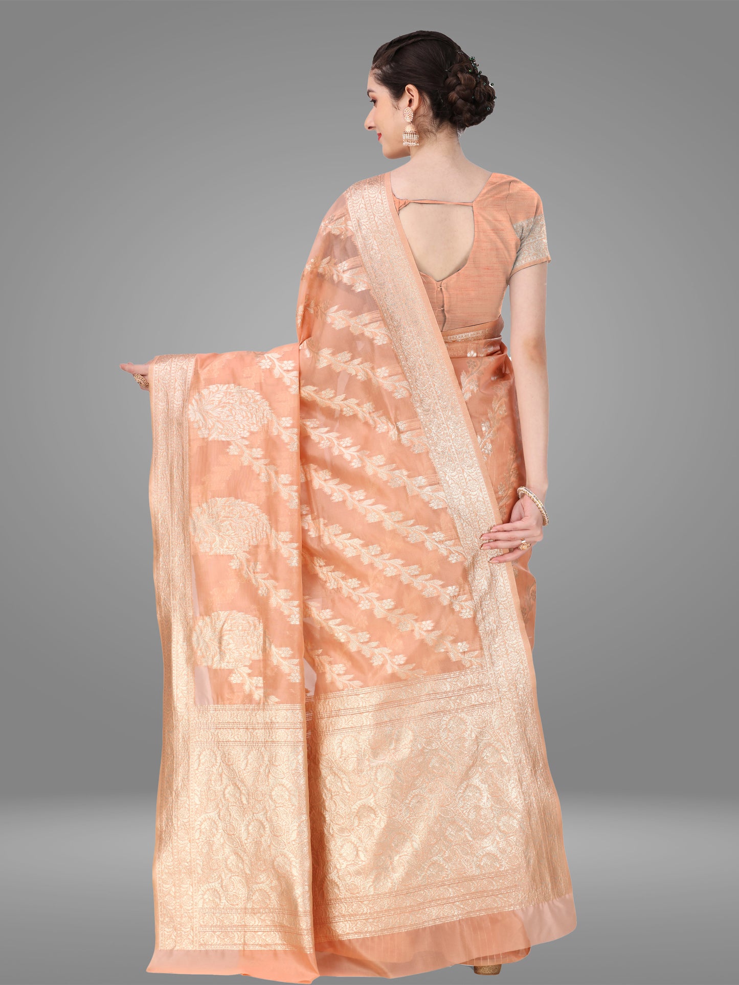 Peach Banarasi Jacquard Saree With Blouse Piece